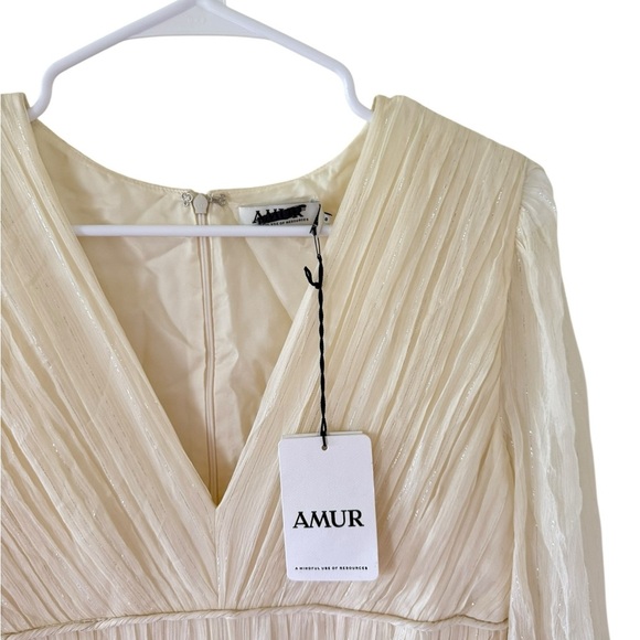 AMUR NEW Robbie Plunging Wide Leg Jumpsuit - Picture 3 of 9